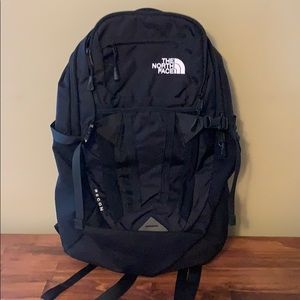 The North Face recon black NWOT
